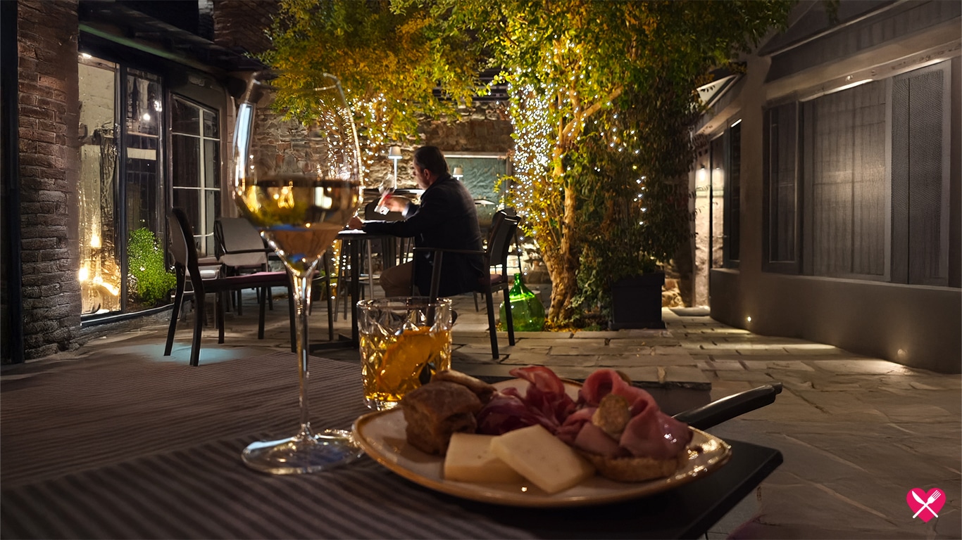 Dove mangiare uve rooms and wine bar la morra cuneo giardino
